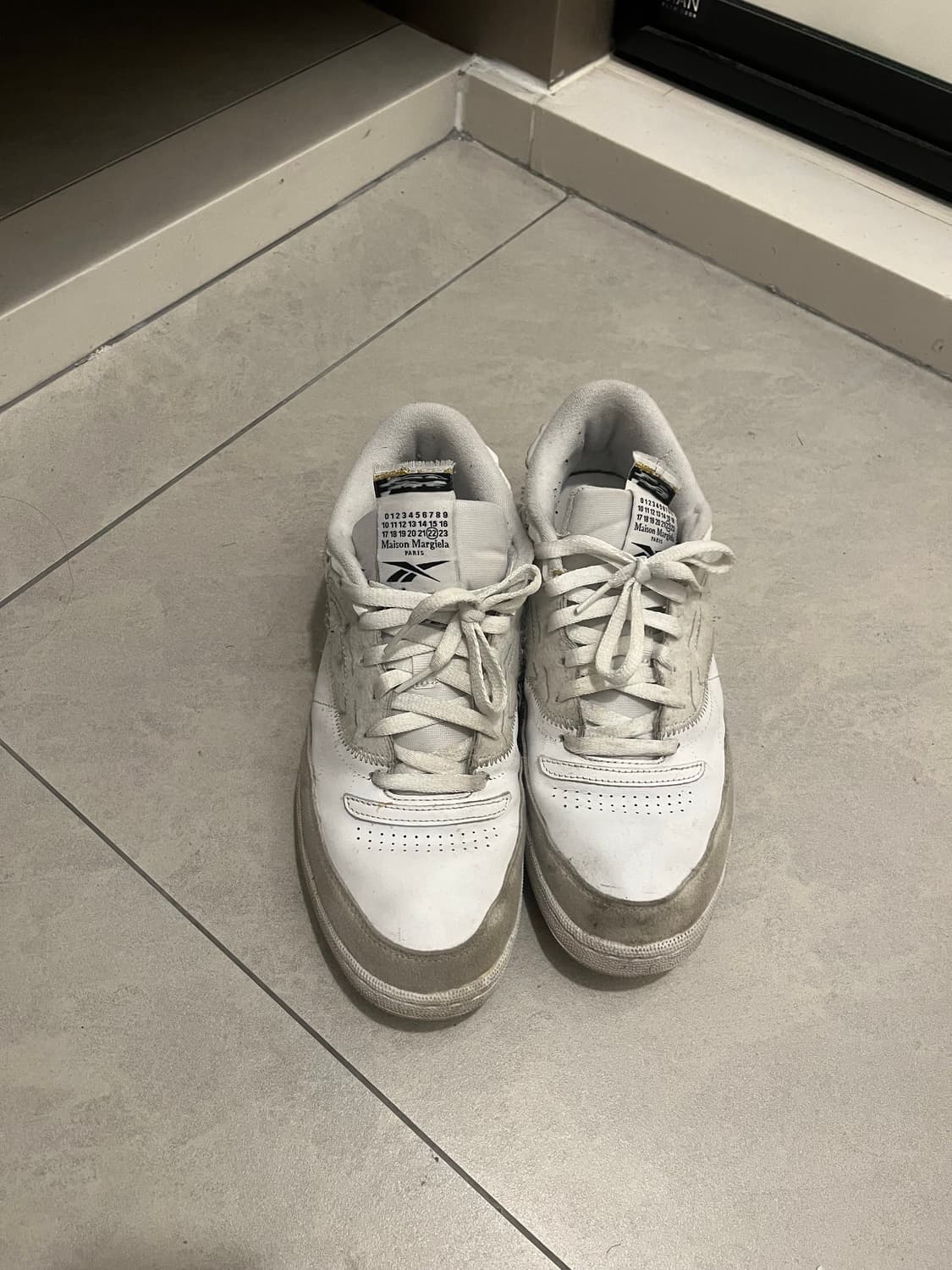 메종 마르지엘라 x 리복 클럽씨 285 상품이미지1