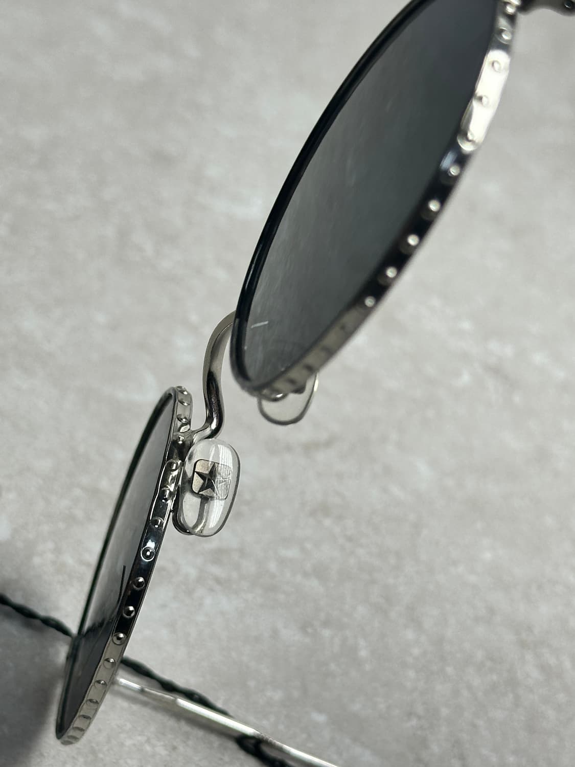 지방시(GIVENCHY) 라운드 메탈 선글라스 상품이미지1