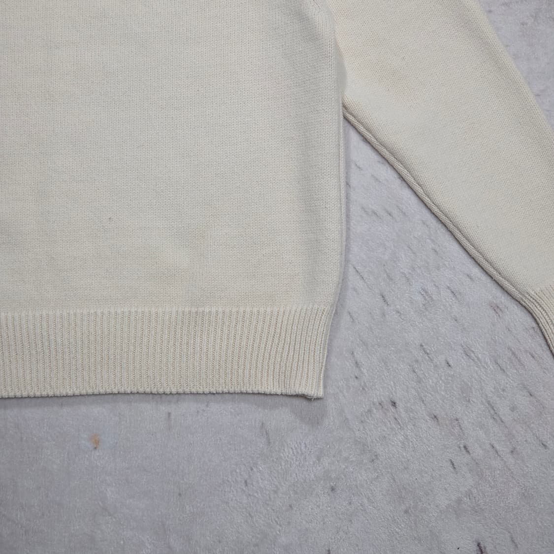 빈티지 아이보리 레터링 라운드 니트 상품이미지6