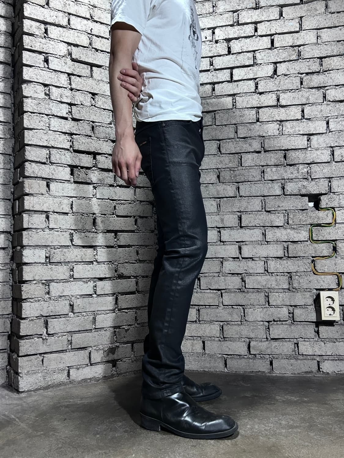 누디진 블랙 코팅 데님 팬츠 상품이미지3