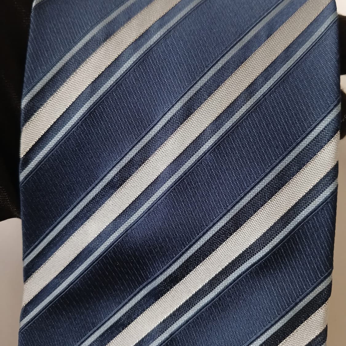 소니아 리키엘 네이비 스트라이프 넥타이 9.6cm A+등급 A19511
 상품이미지8