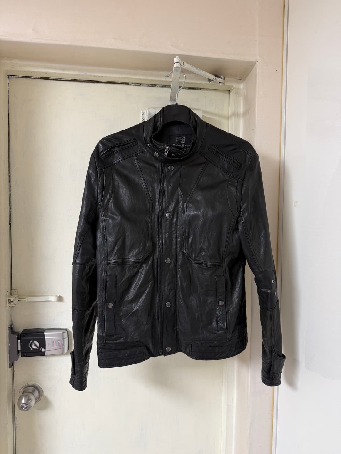 Guess lambskin leather jacket 상품이미지1