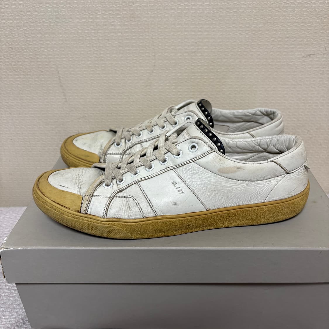 생로랑 서프 스니커즈 상품이미지2