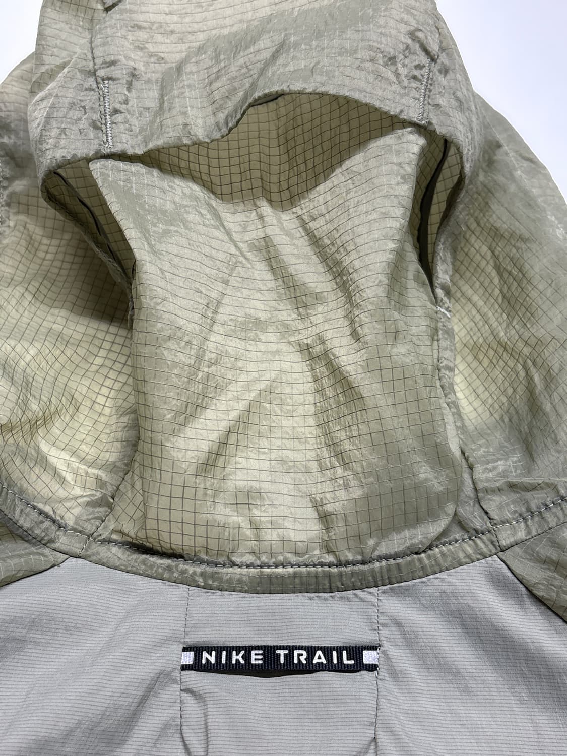 나이키 트레일 25ss 에어리즈 러닝 자켓 상품이미지9