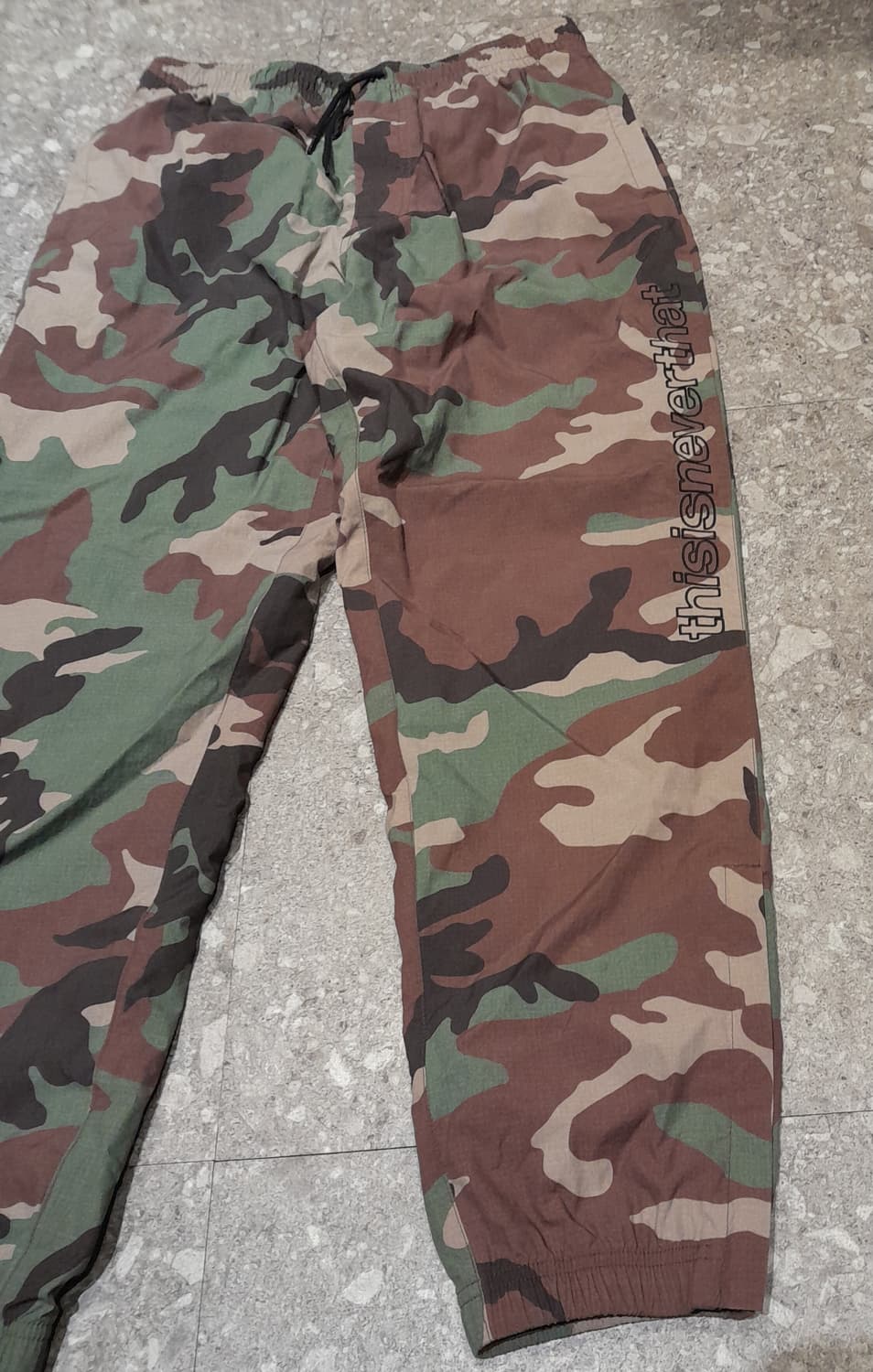 💥디스이즈네버댓 나일론 카모 조거 팬츠 (S)
 상품이미지3