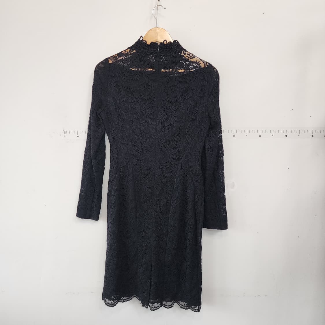 지고트 블랙 레이스 긴팔 미디 원피스 상품이미지3