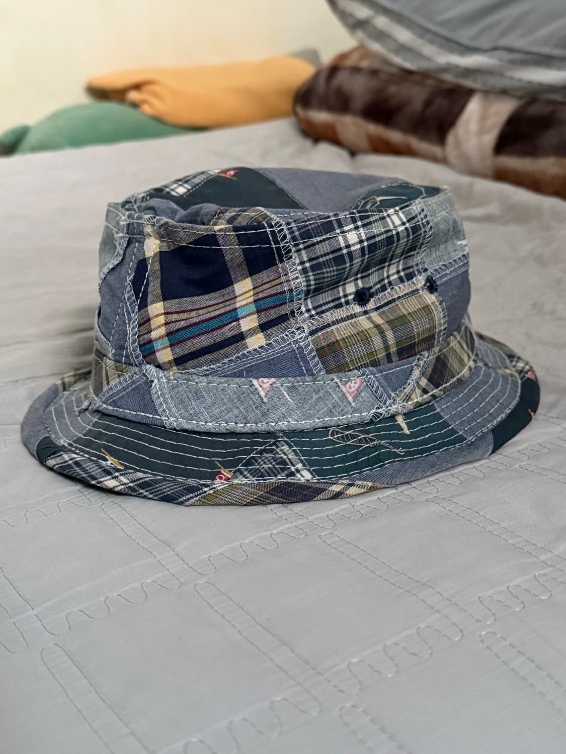 엔지니어드 가먼츠x빔즈 플러스 패치워크 버킷햇 상품이미지1