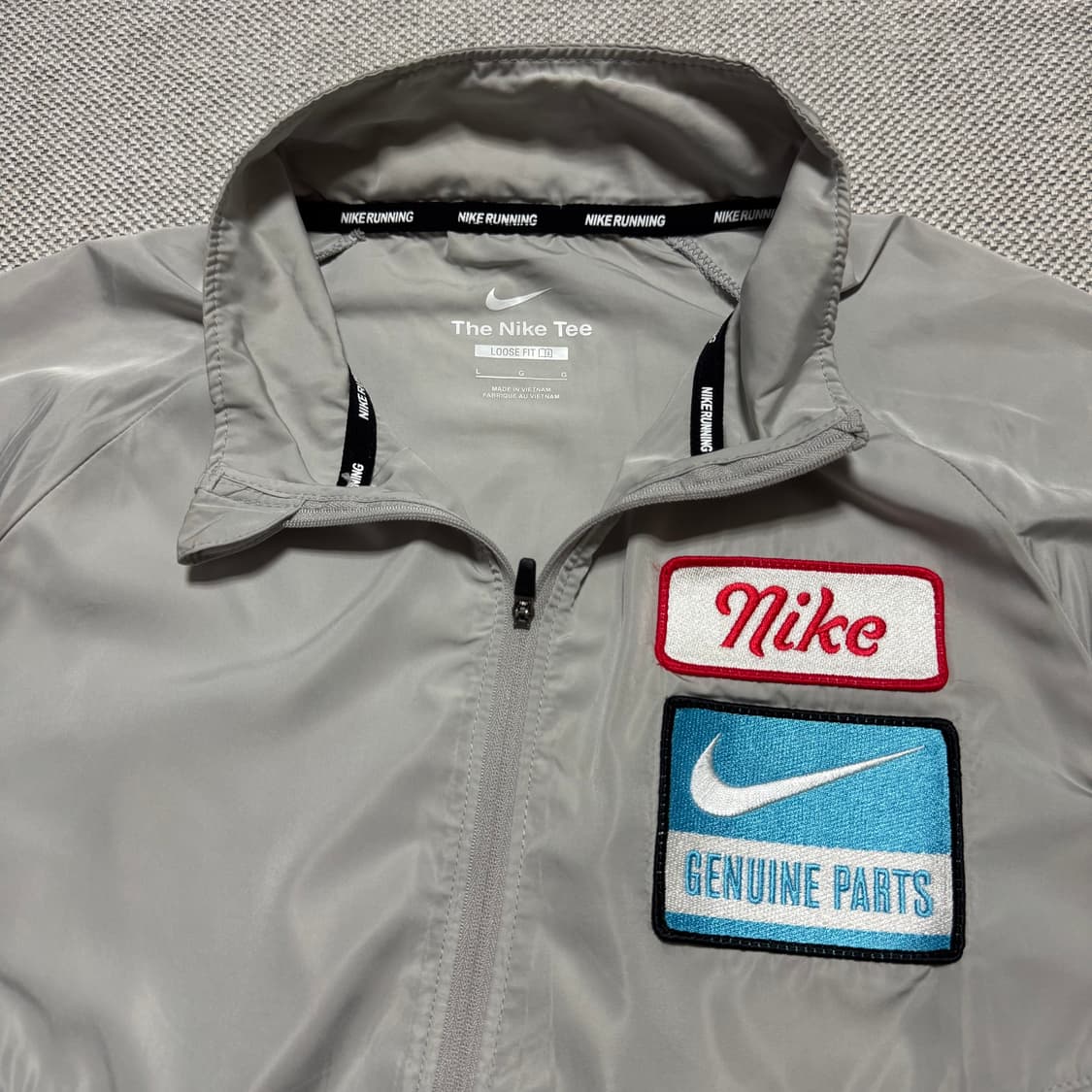 나이키 Genuine Parts 런닝 바람막이 상품이미지2