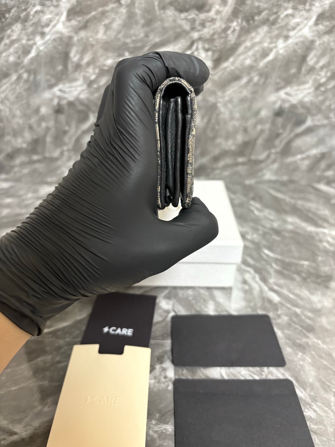 디올 오블리크 자카드 비즈니스 카드지갑 상품이미지5