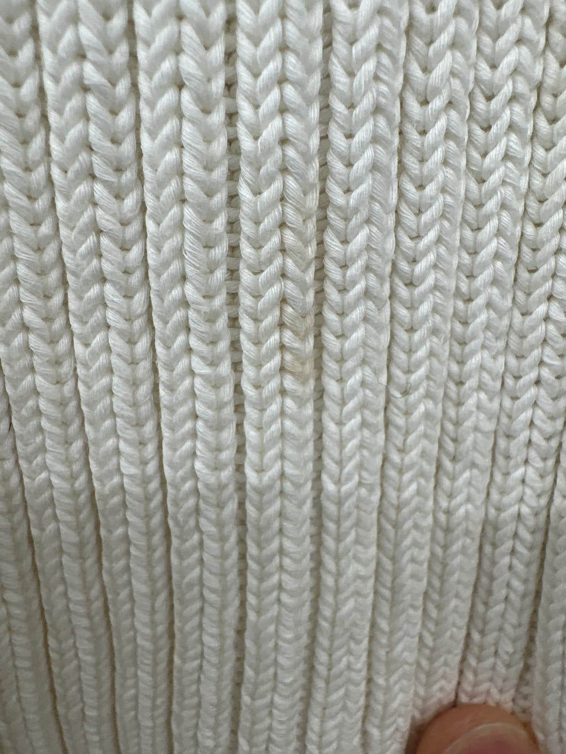 띠어리 화이트 골지 사선 디테일 니트 집업 가디건 여성 S 상품이미지6