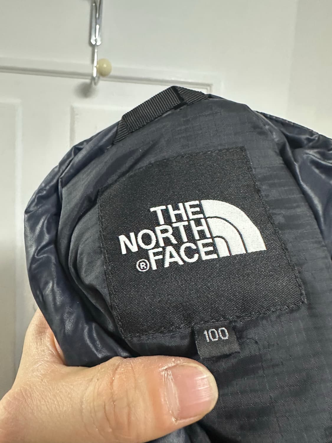 노스페이스 경량패딩 상품이미지4