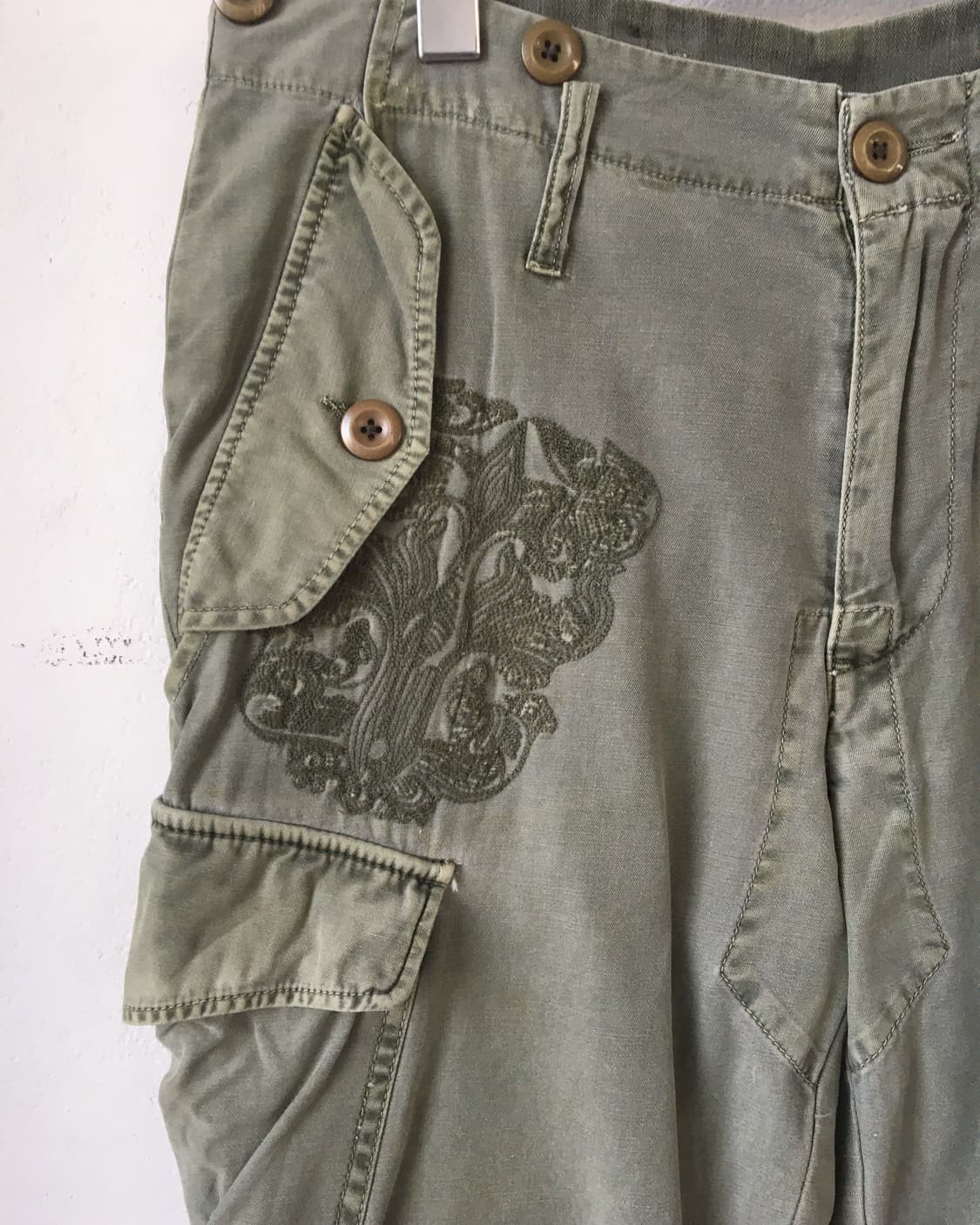 Stud embroidery point cago pants 상품이미지4