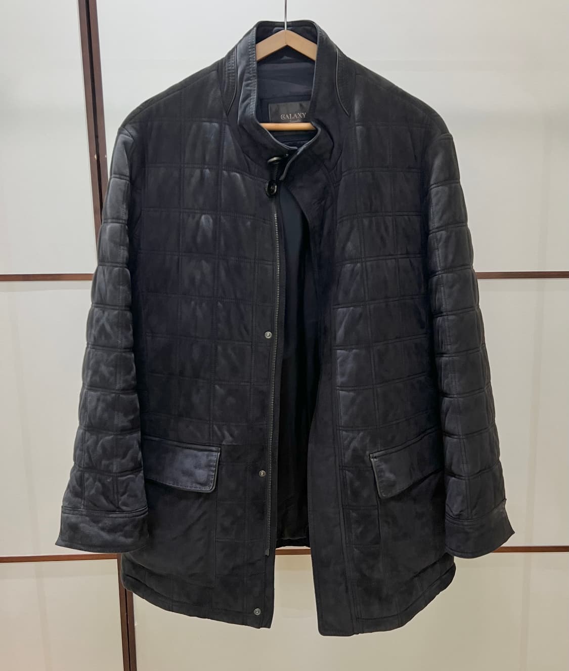 갤럭시(Galaxy) 수젤로 천연 염소가죽 퀼팅 자켓 (100) 상품이미지2