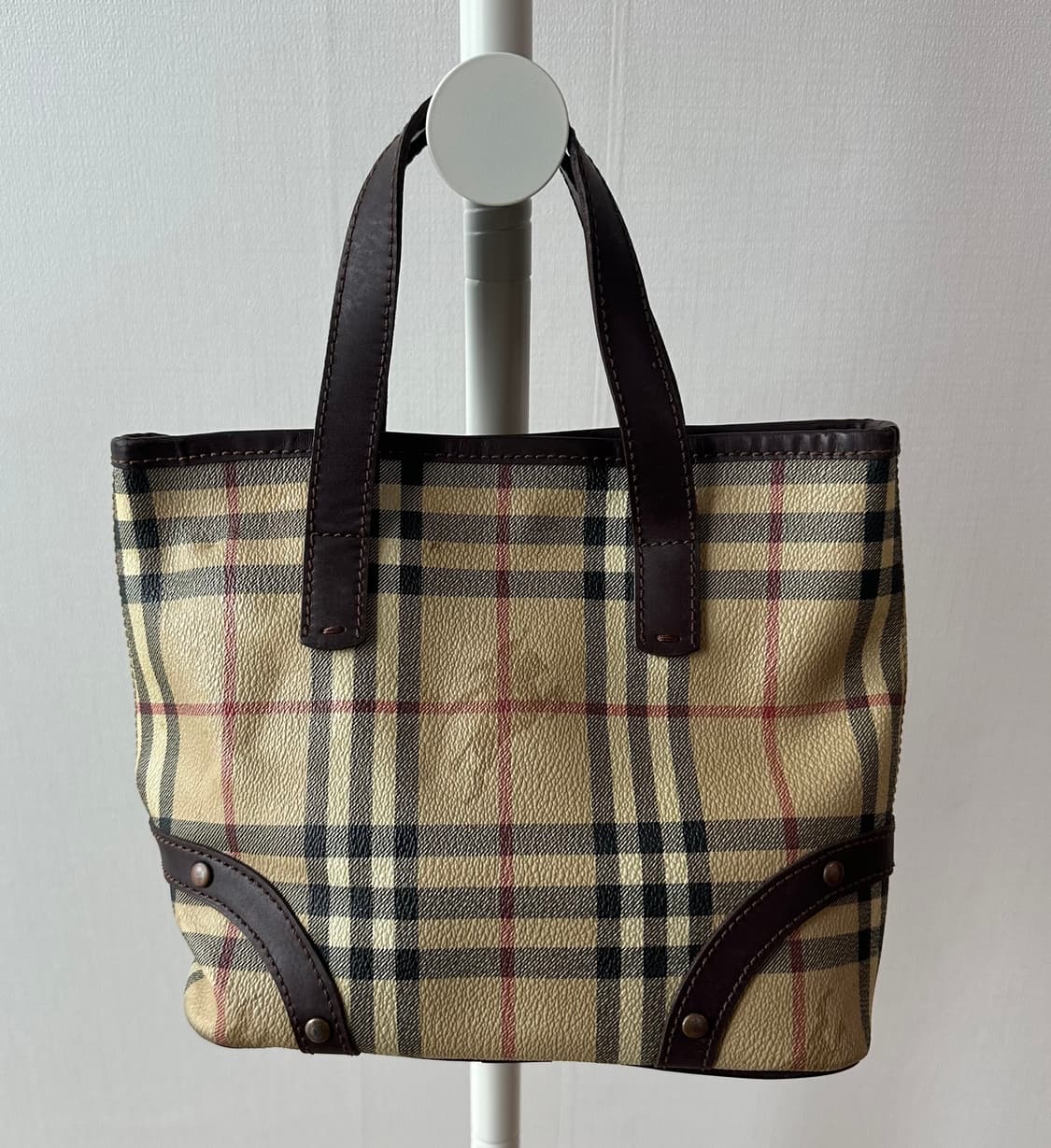 버버리 노바체크 토트백 상품이미지1