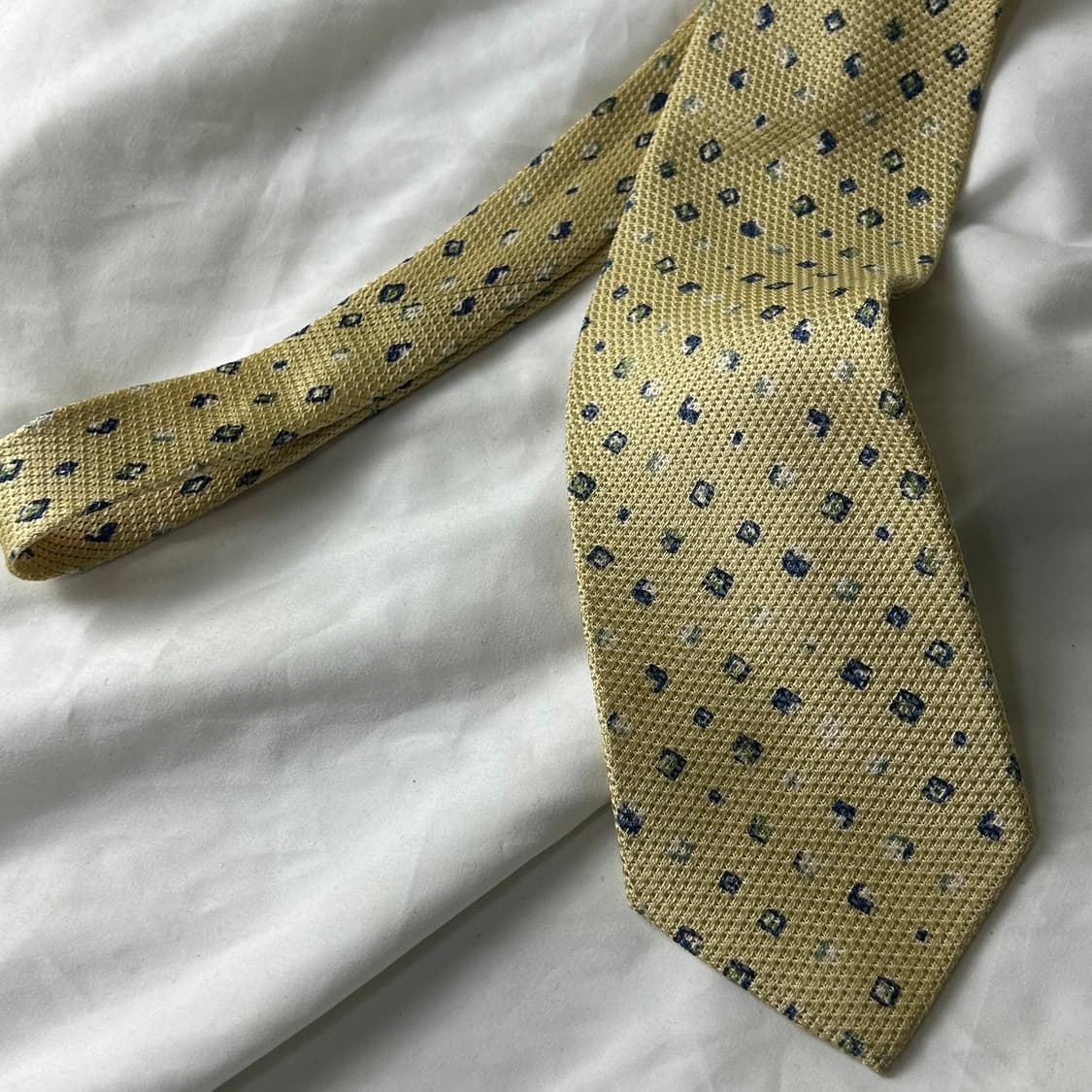 [ISSEY MIYAKE] 이세이미야케 미니 스퀘어 패턴 실크 넥타이 상품이미지2