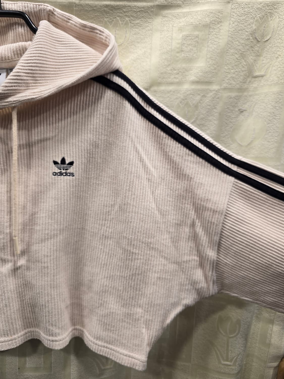아디다스 와플 크롭 후드티 베이지 M(66) 상품이미지4