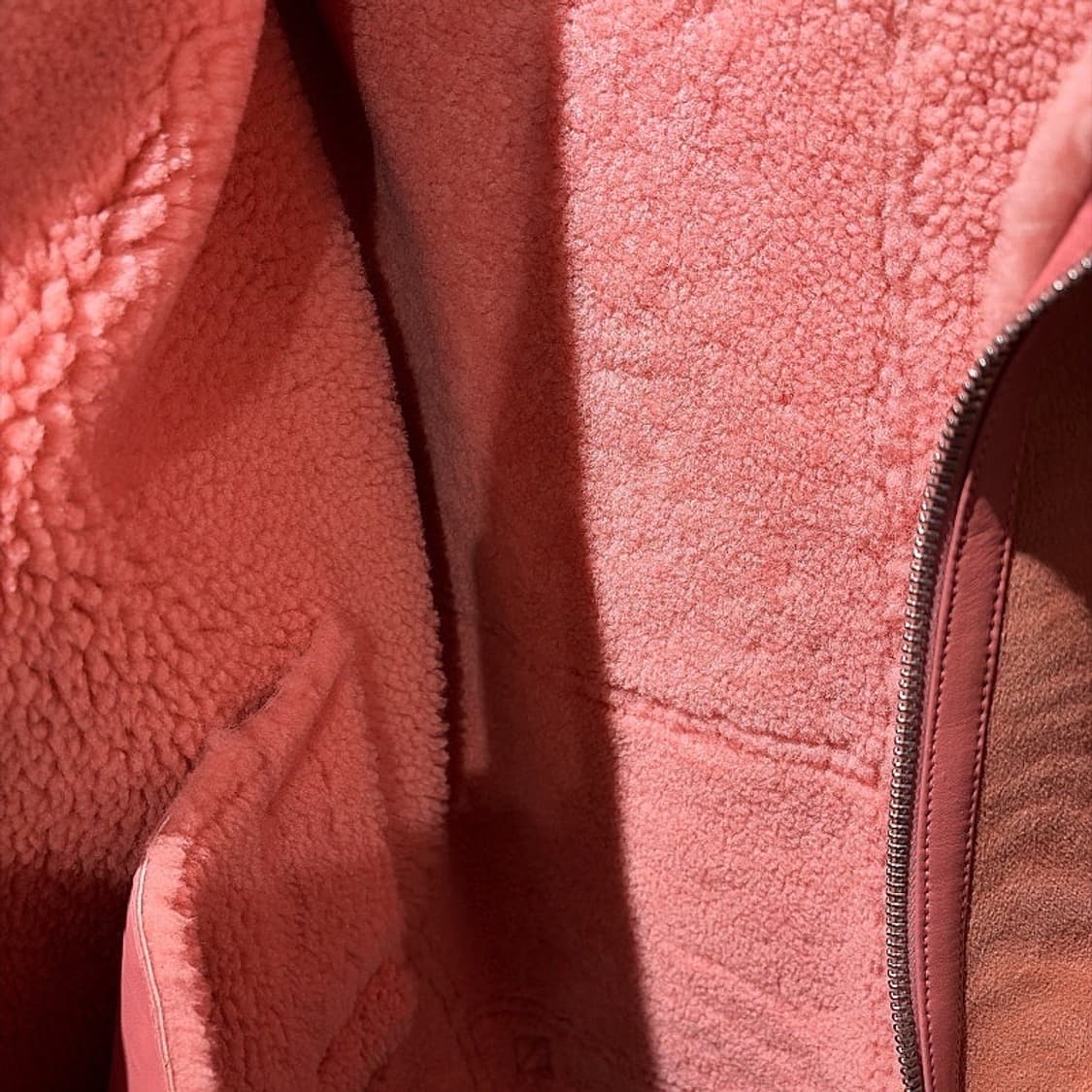 (정품/새상품) 베트멍 유니섹스 연핑크 양가죽 양털 리버시블 무스탕 자켓 상품이미지3