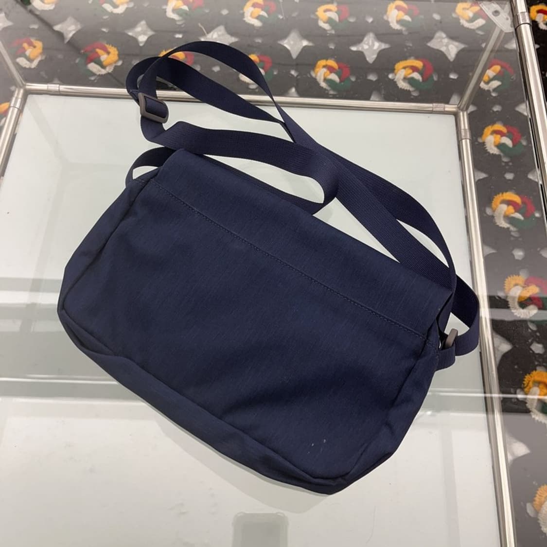 노스페이스 올드스쿨 스포티 네이비 크로스백 C07989 상품이미지4