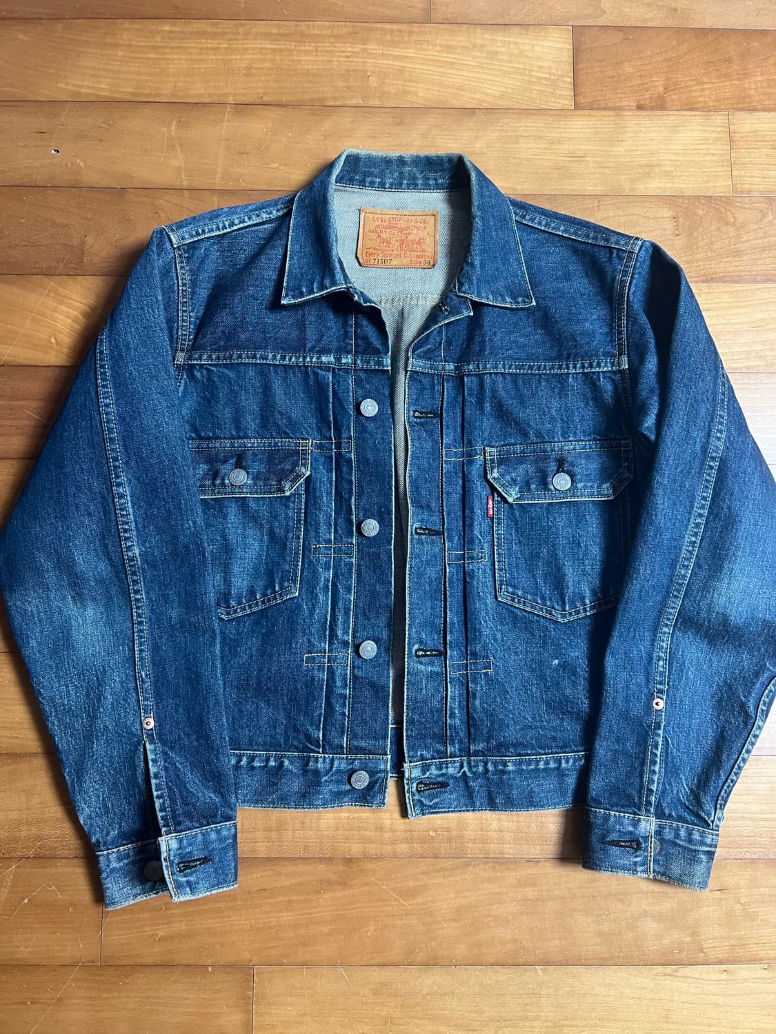 Lvc 데님자켓 71507 38 사이즈 상품이미지1
