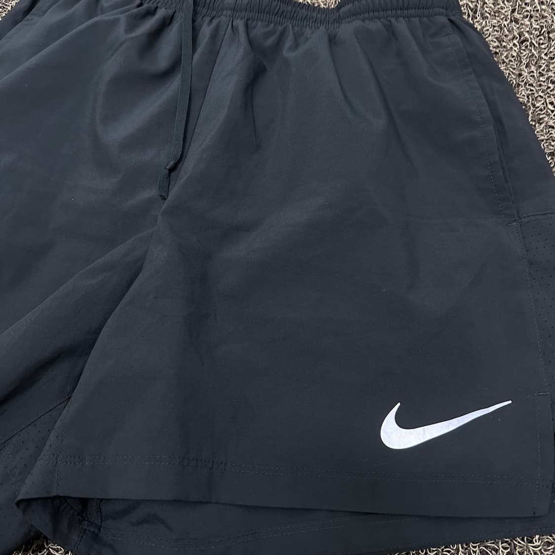 NIKE 나이키 스우시 반바지 운동복 블랙 XL 상품이미지3