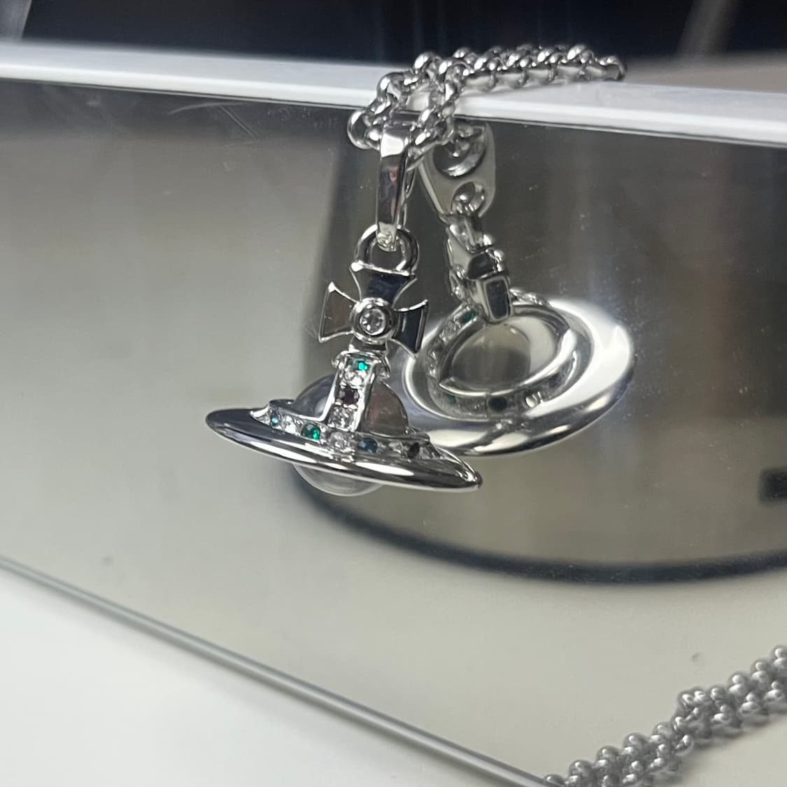 비비안웨스트우드 투명 orb 목걸이 상품이미지2