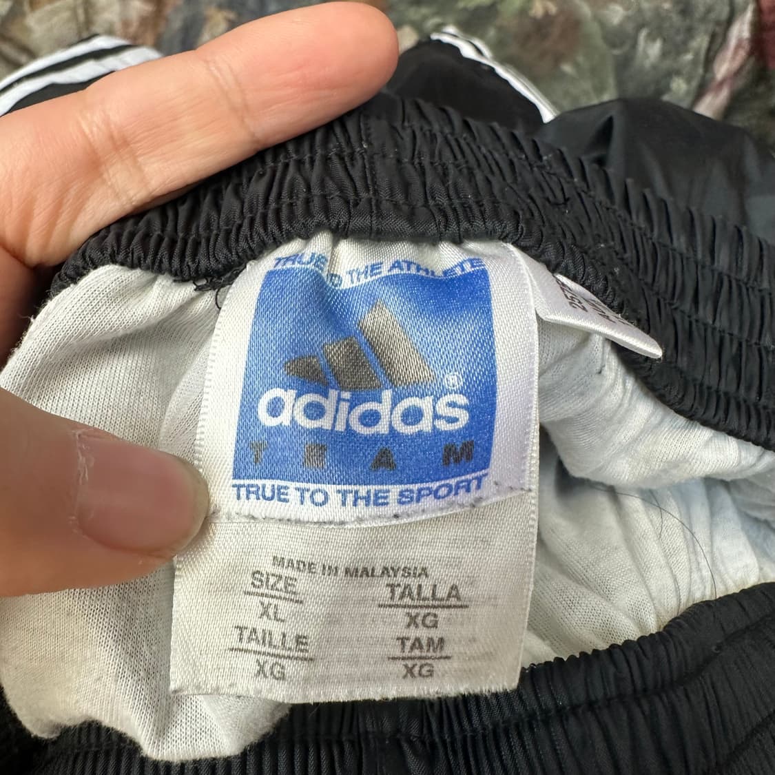 아디다스 올드스쿨 퍼포먼스로고 사이드버튼블랙트랙팬츠 XL 상품이미지4