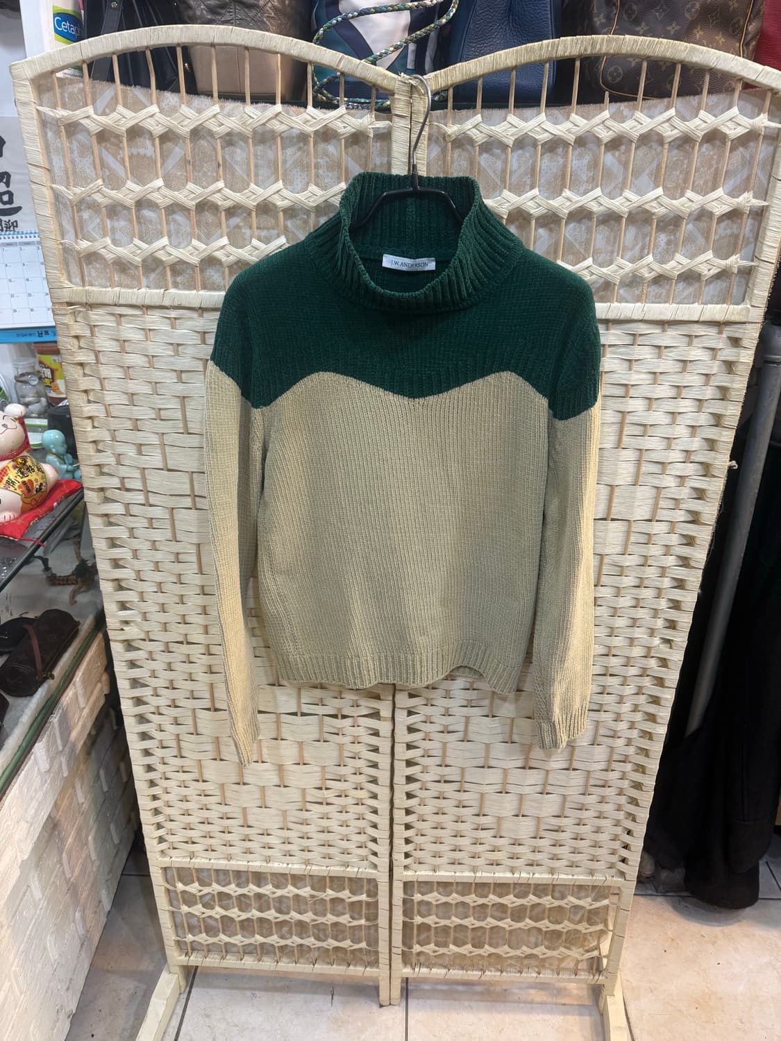 44-55 정품 JW앤더슨 니트 팝니다 상품이미지1