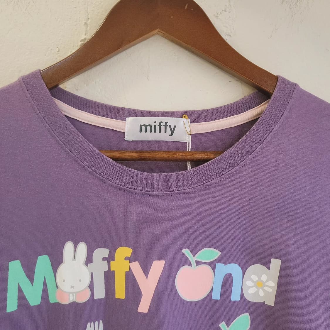 Miffy 바이올렛 미피 레터링 티셔츠 상품이미지2