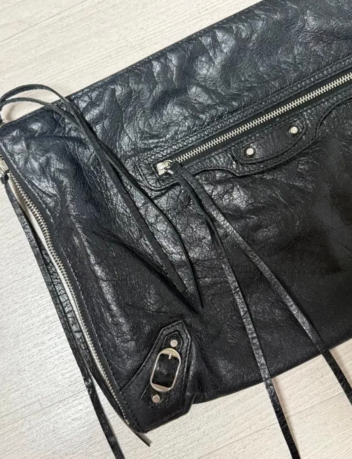 발렌시아가 클러치 상품이미지2