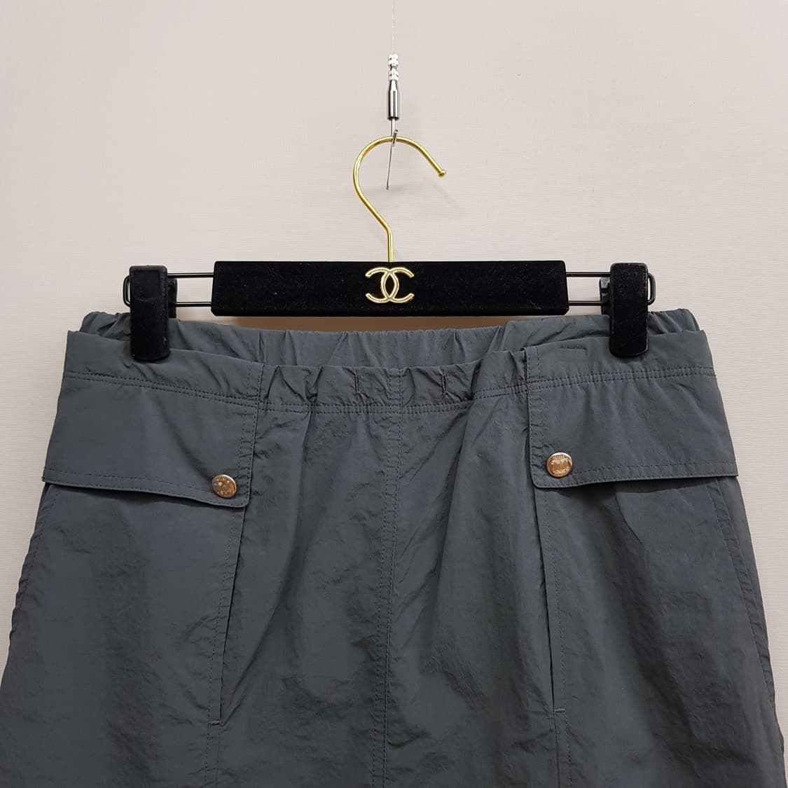 한섬 SJSJ 2023 나일론 밴딩 롱 스커트 64-94사이즈 상품이미지2