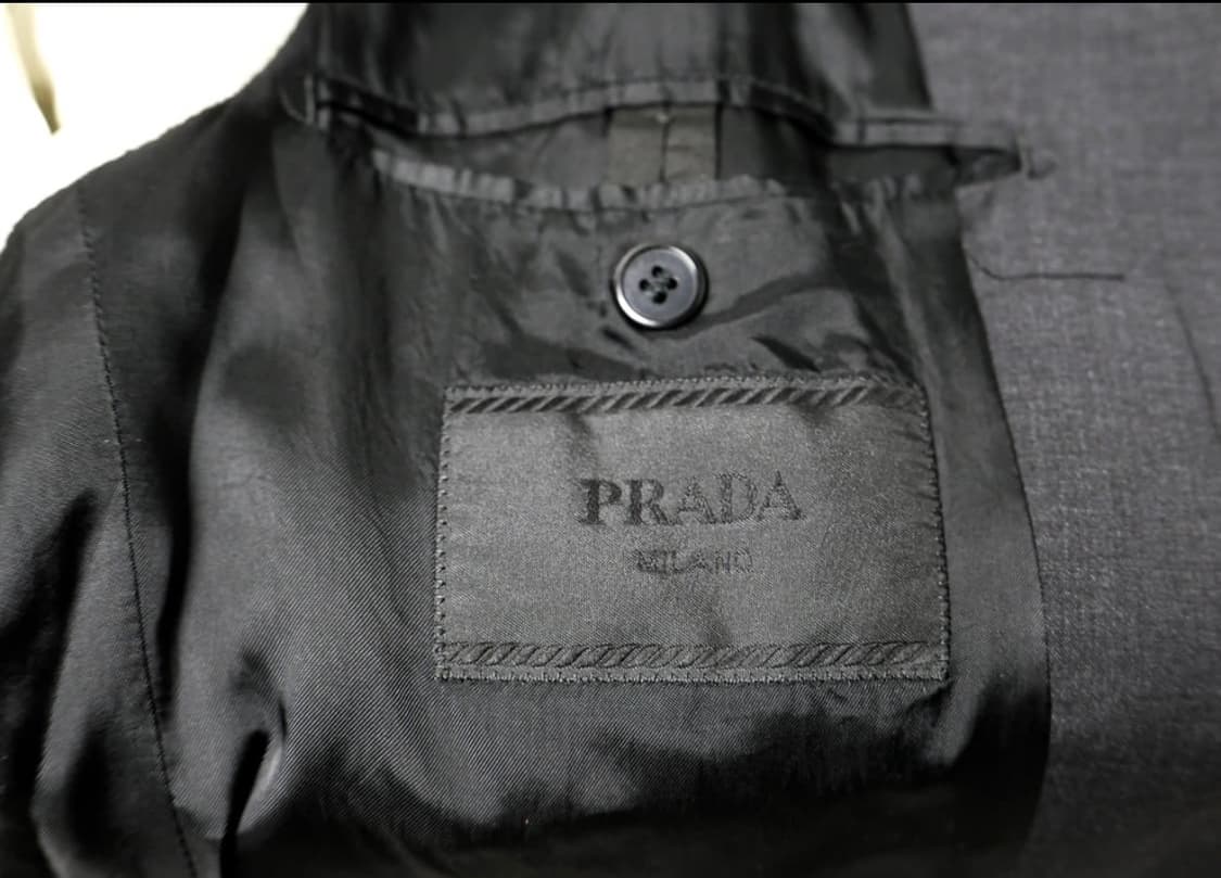 프라다 자켓팝니다. 상품이미지4