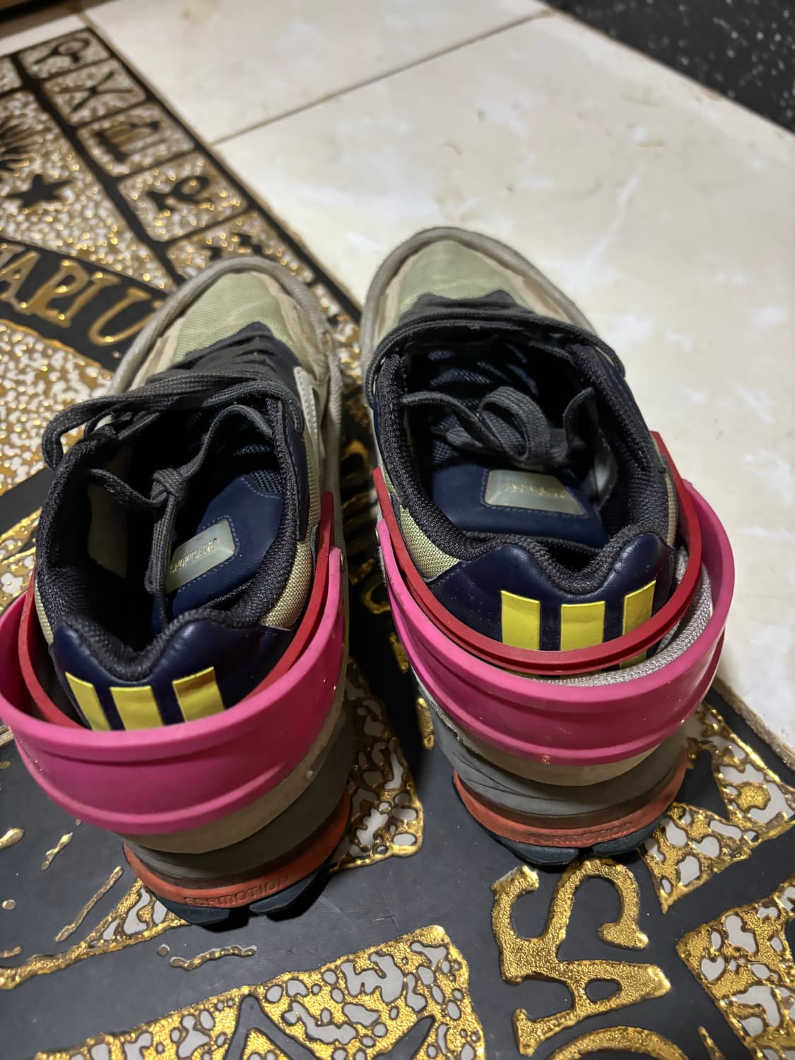 라프시몬스 아디다스 트레일 핑크캡 상품이미지2