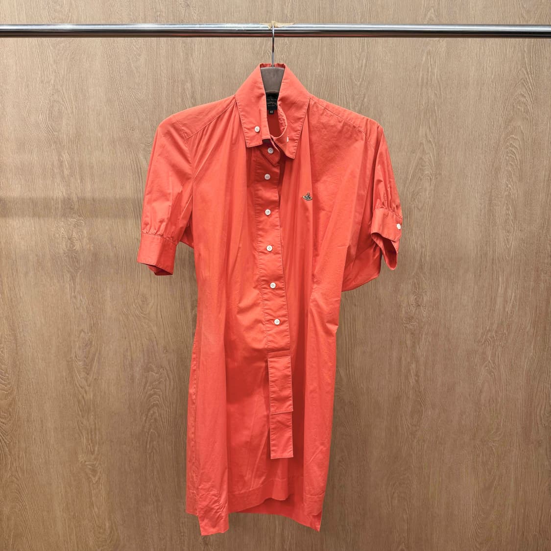 비비안웨스트우드 자수 로고 셔츠 원피스 퍼프소매 스트랩 디테일 레드 상품이미지2