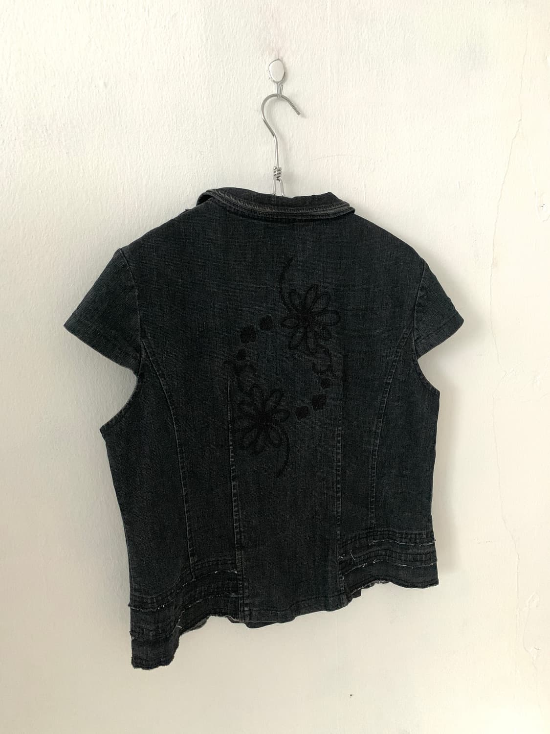 Crochet Detail Dark Wash Denim Vest 상품이미지8