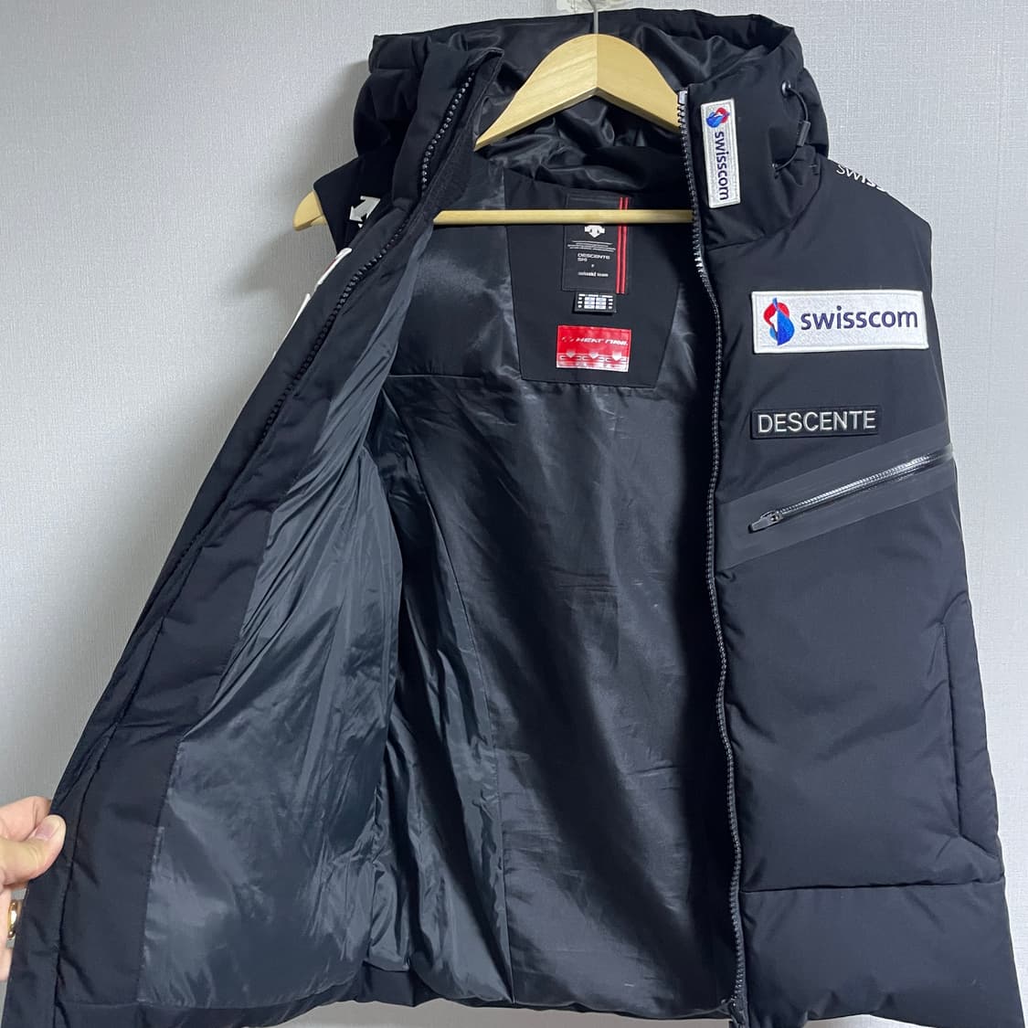 데상트 레플리카 볼륨 다운 베스트 M (남성 100정도 상품이미지7