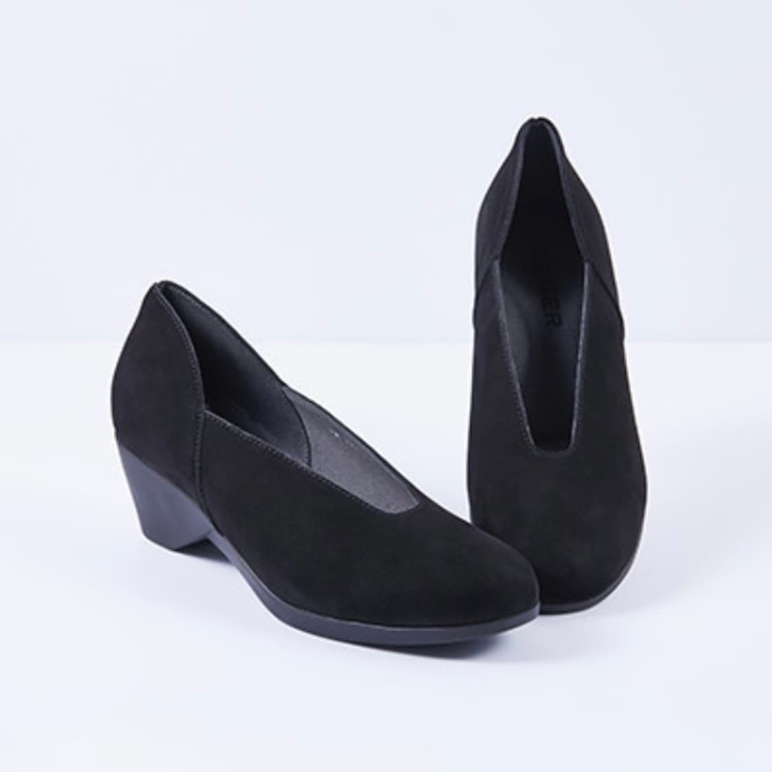 [240] 가이거 소가죽 스웨이드 펌프스 힐 상품이미지1