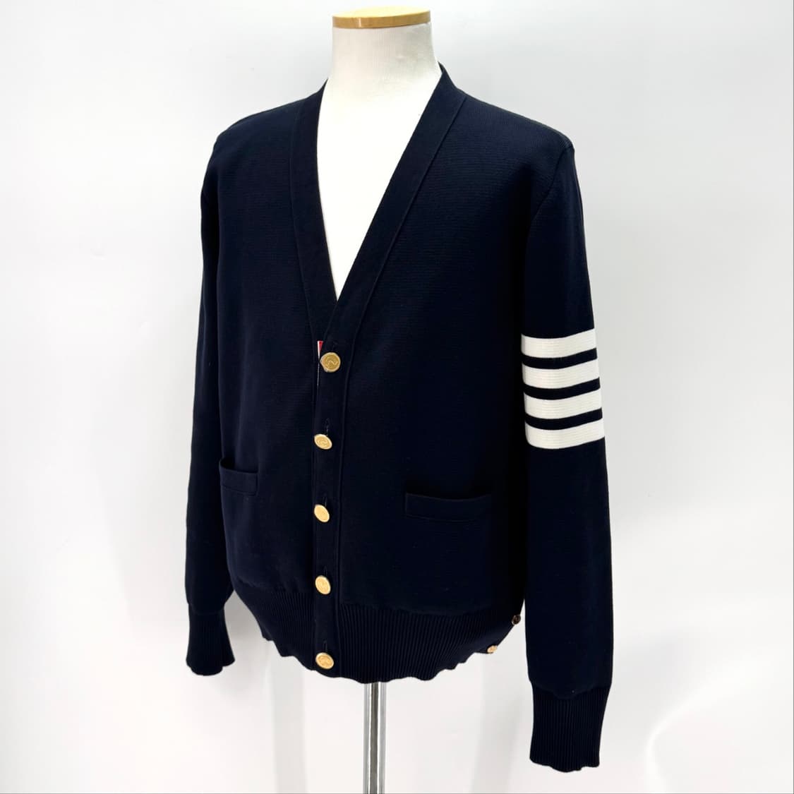 [2사이즈] 톰브라운 사선완장 밀라노스티치 가디건 (MKC171A) 상품이미지3