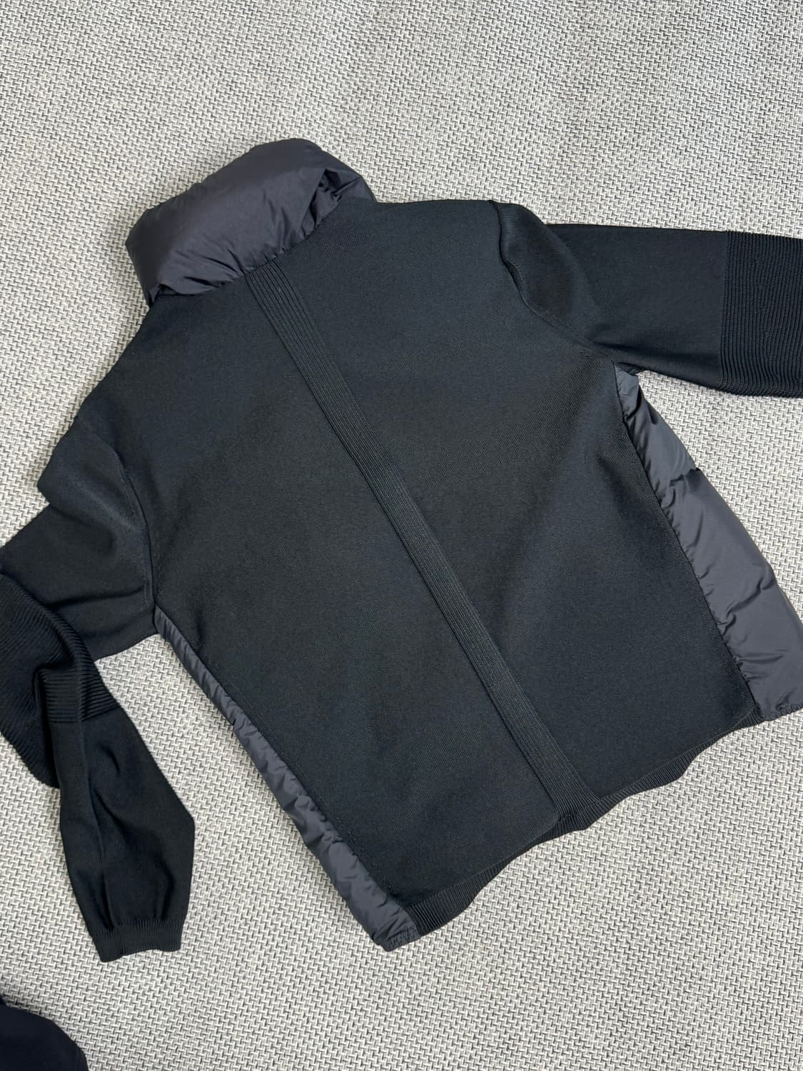 몽클레어 빅로고 니트패딩 점퍼 상품이미지9