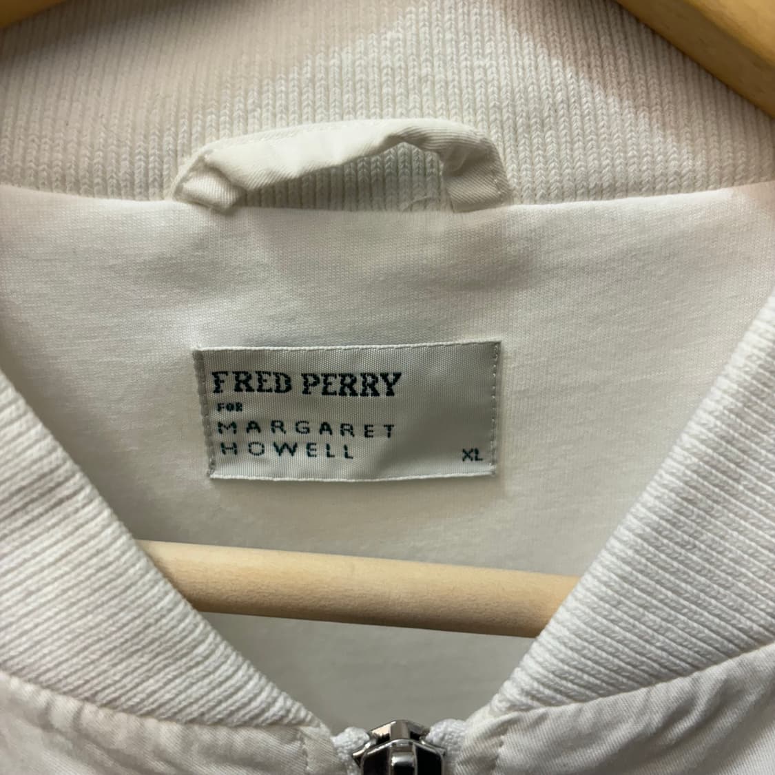 프레드페리 X 마가렛호웰 화이트 봄버 자켓 XL 상품이미지6