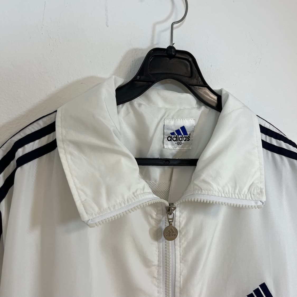 Adidas 00’s white windbreaker 상품이미지6