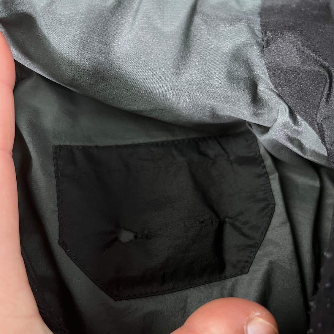 95 파타고니아 구스 경량 패딩 상품이미지3