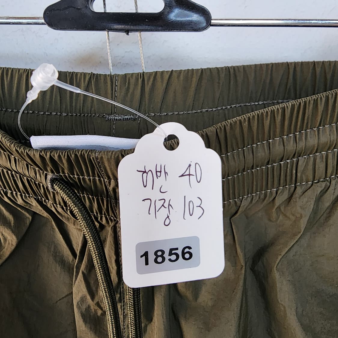 코드그라피 카키색 카고 와이드 조거팬츠 상품이미지10