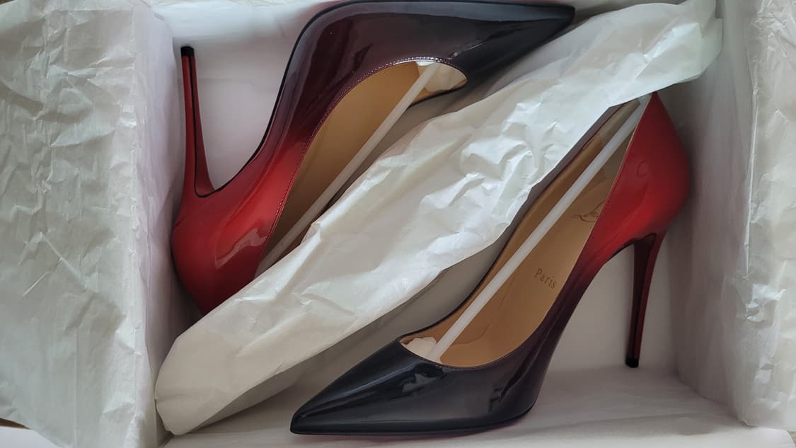 크리스찬 루부탱 케이트100 블랙-레드 디그레이드 사이즈 36 판매합니다 상품이미지9