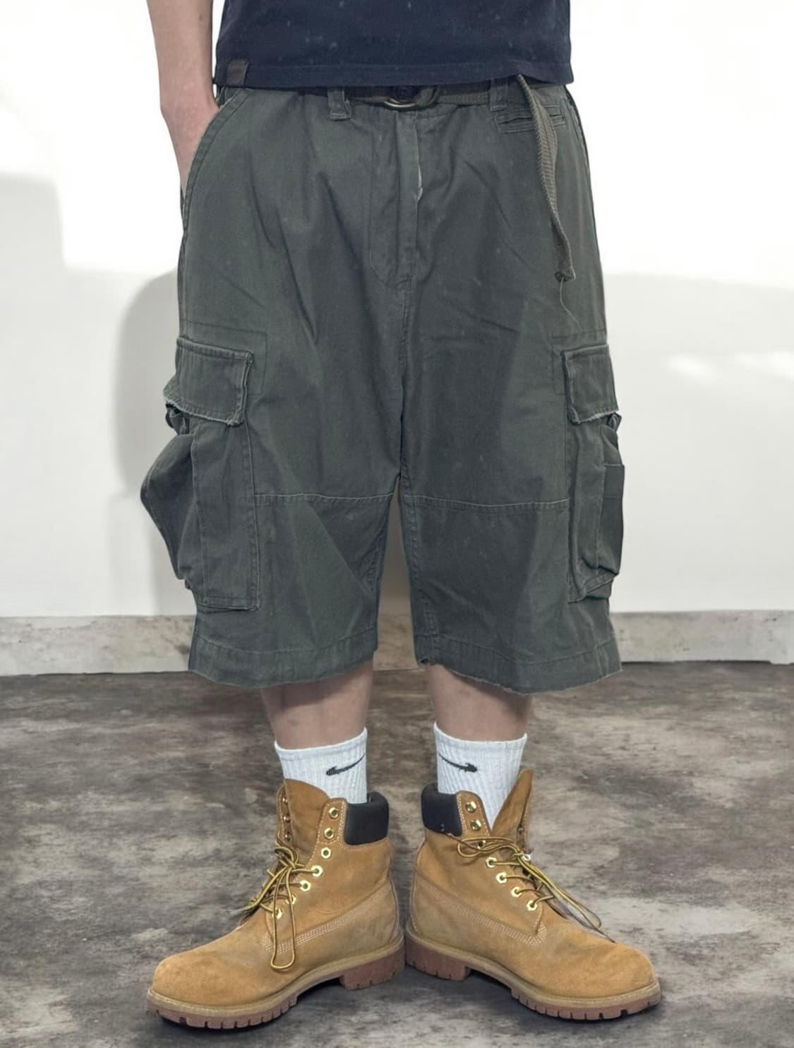 아베크롬비 3D 멀티 포켓 버뮤다 카고 팬츠 상품이미지1