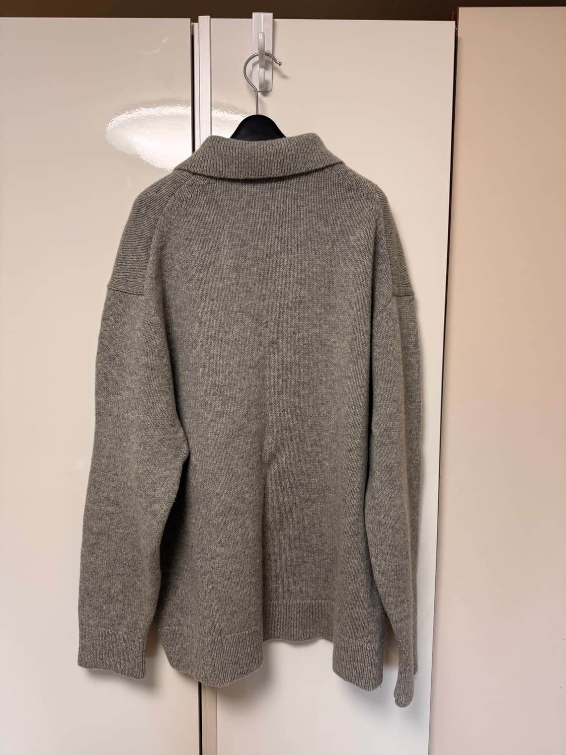 [Arket] 아르켓 그레이 집업 니트 XL. 드라이클리닝 완료 상태 매 상품이미지2