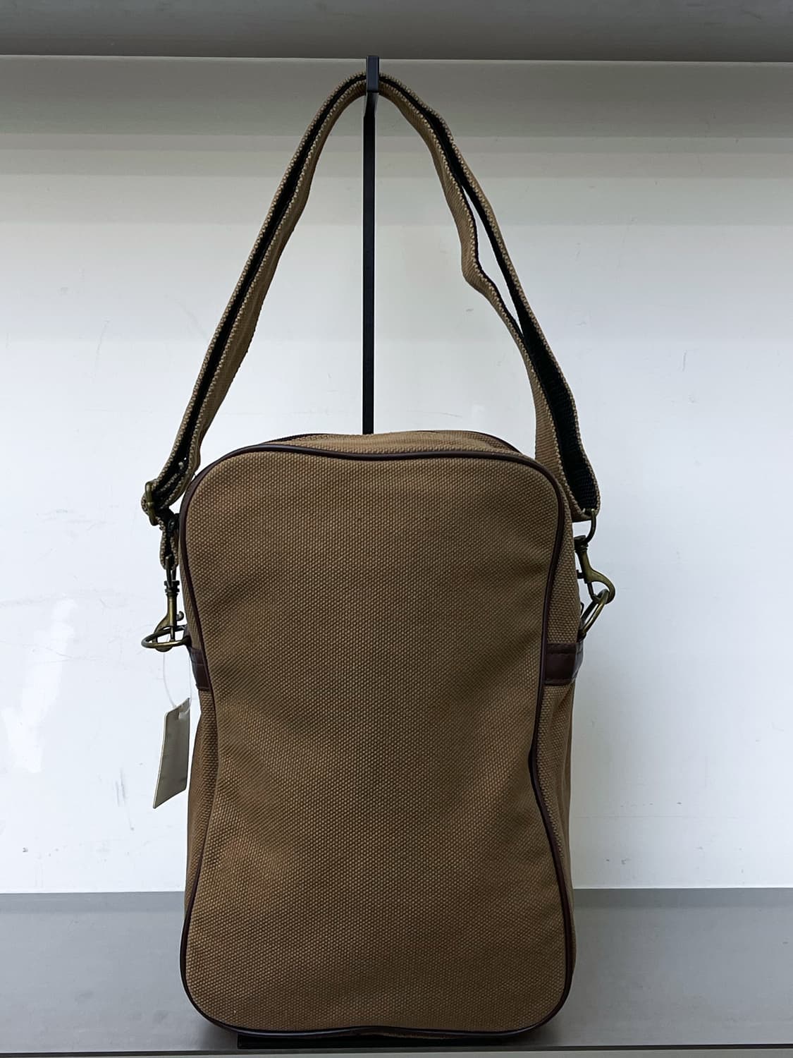 스투시 스탁 로고 캔버스 크로스백 상품이미지4