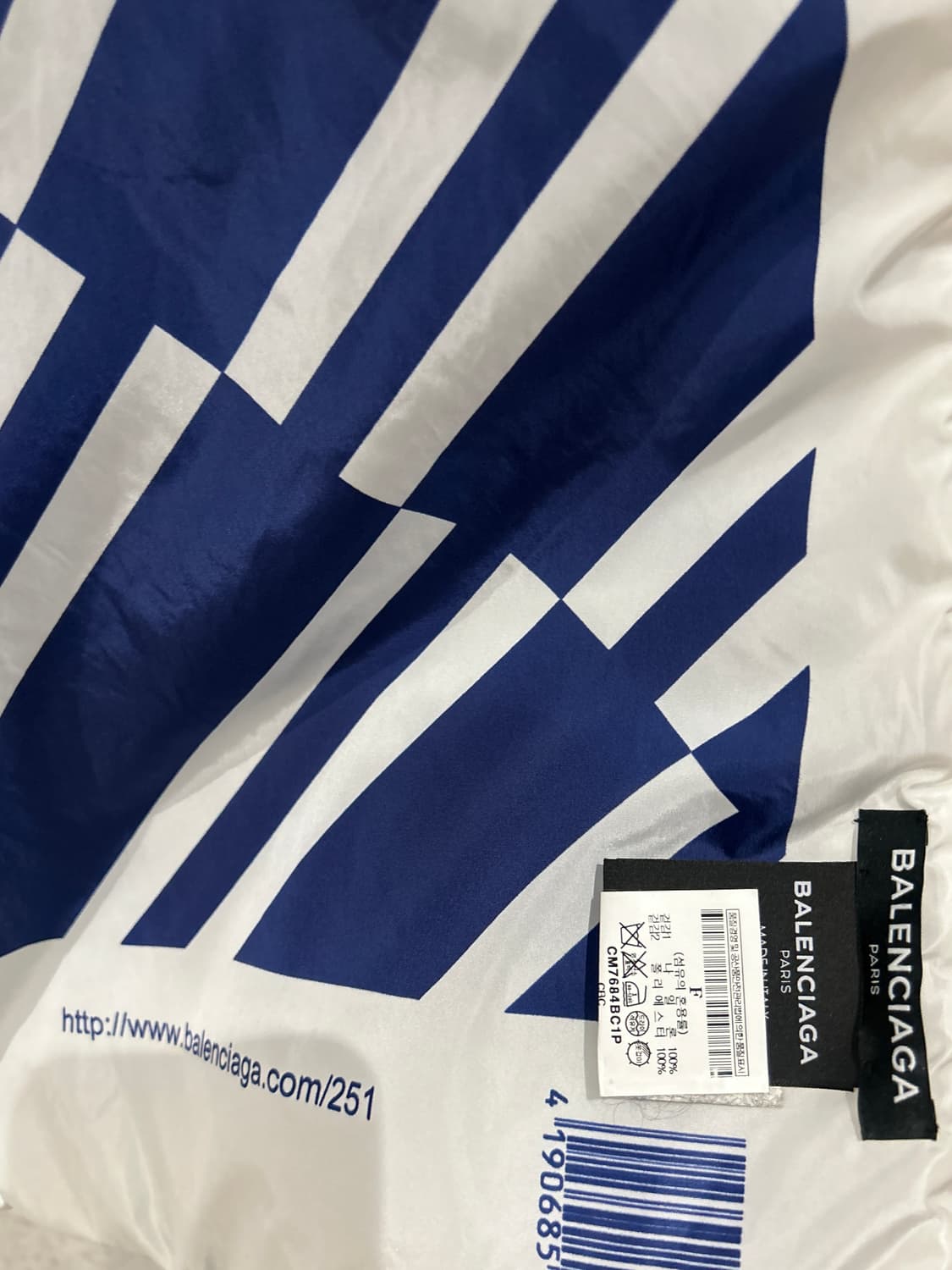 Balenciaga Puffer Scrarf 상품이미지2