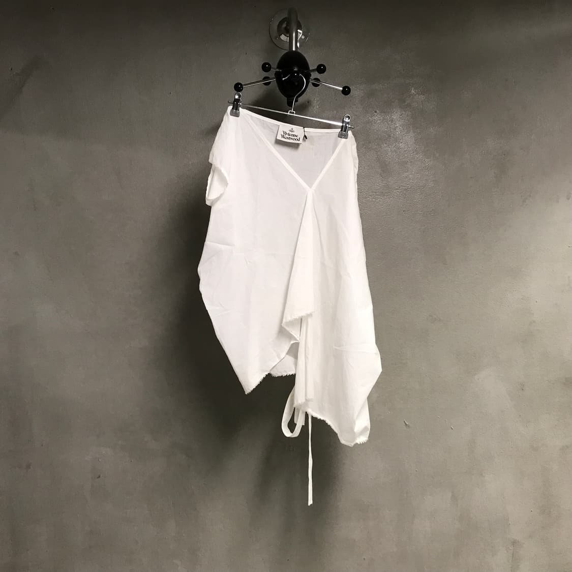 비비안웨스트우드 언발란스 블라우스 XS(W) 상품이미지1