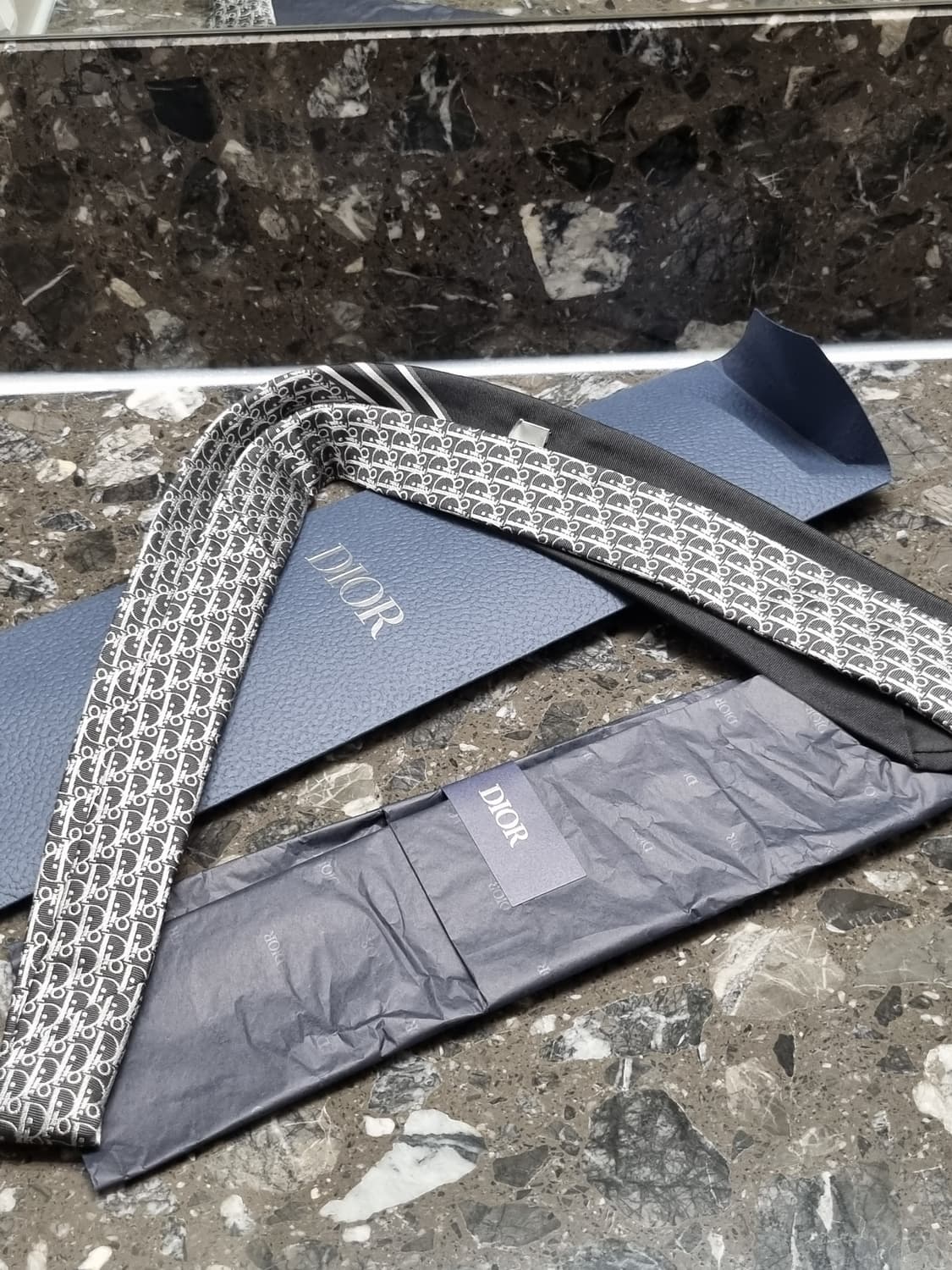 디올 오블리크 넥타이 상품이미지2