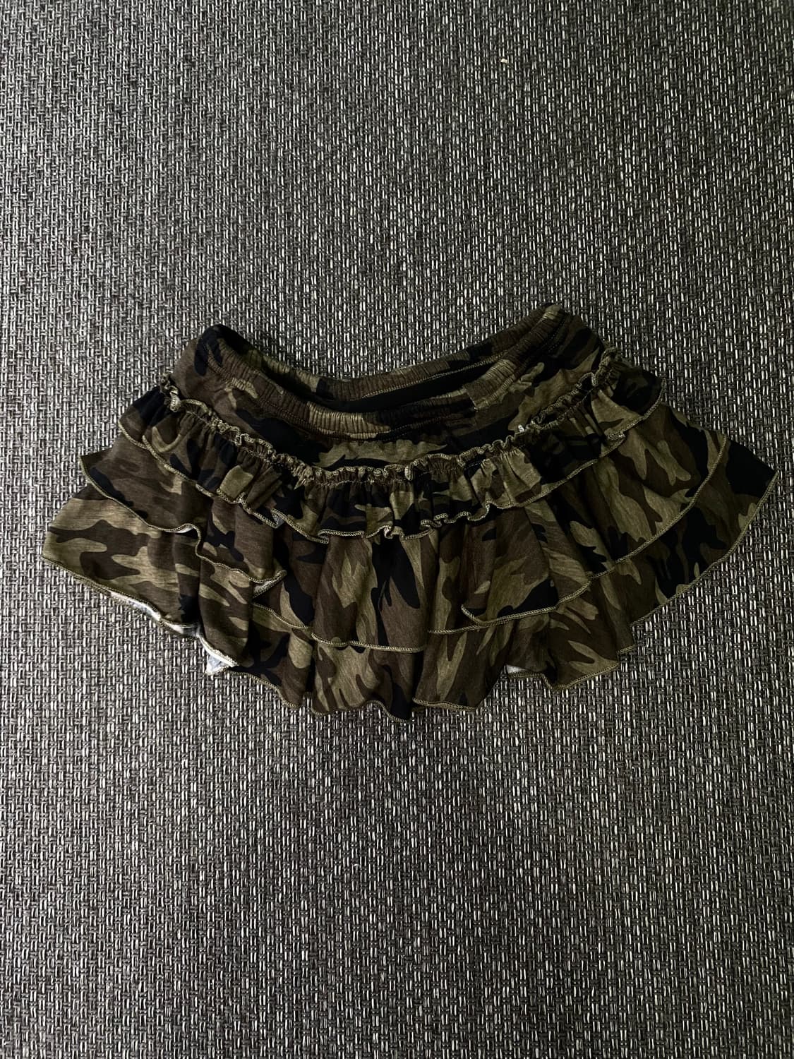 [ROMWE] Camo Pattern Layered Short Skirt 상품이미지1